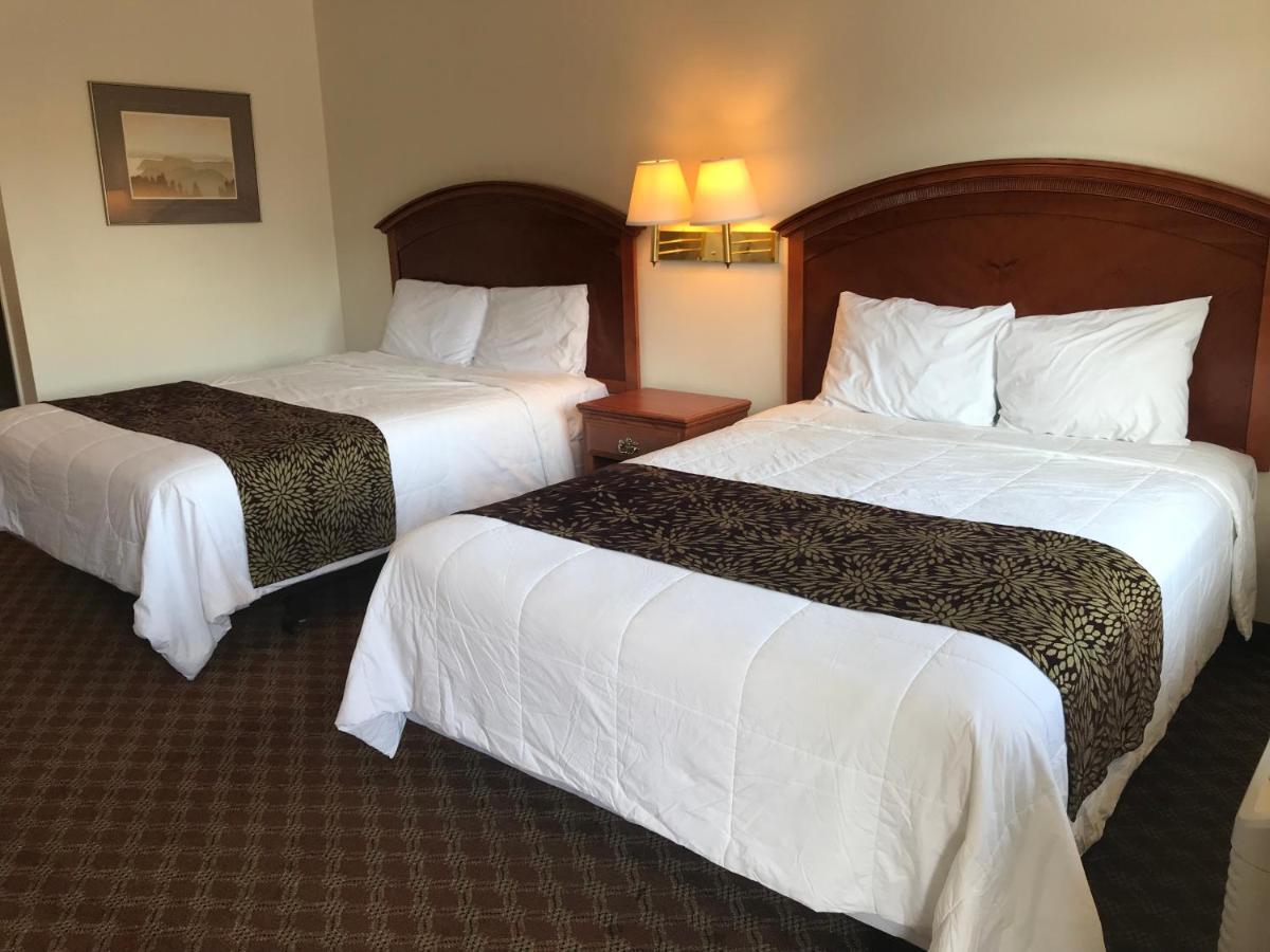 Woodburn Inn Eksteriør bilde